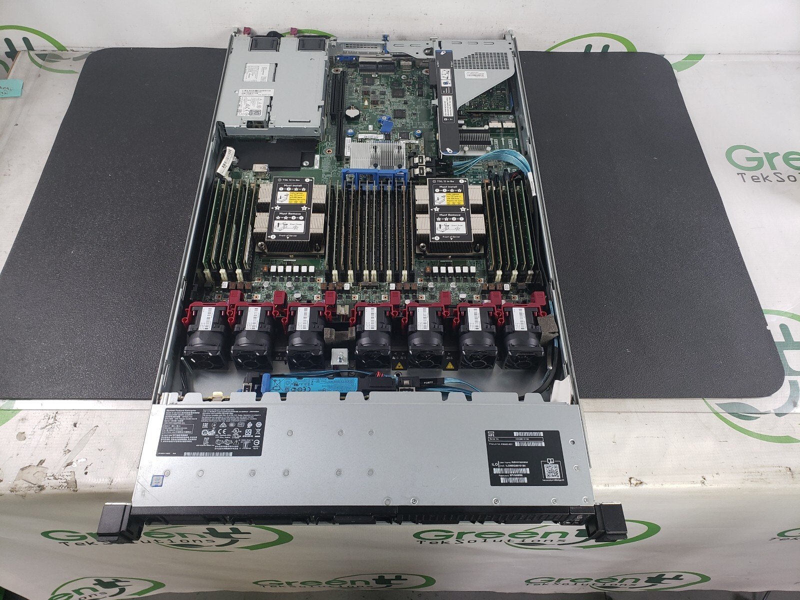 HPE ProLiant DL380 Gen10 Server 2x Xeon Silver 4110 8-Core 2,1GHz 128GB